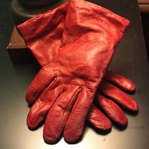 Barney’s New York cashmere lined leather gloves